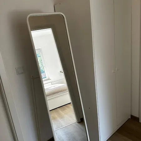 Neu - Naehe Dus, Cgn Und Hbf Apartamento