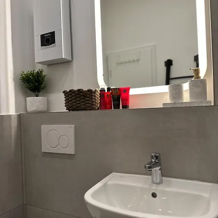 Apartment Neu - Naehe Dus, Cgn Und Hbf *
