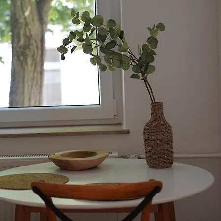 Neu - Naehe Dus, Cgn Und Hbf *