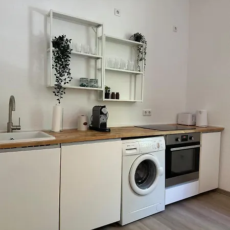 Neu - Naehe Dus, Cgn Und Hbf Wuppertal