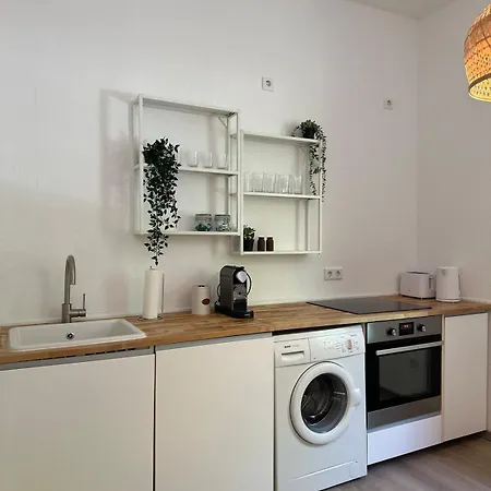 Neu - Naehe Dus, Cgn Und Hbf Apartamento