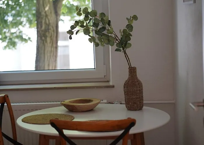 Neu - Naehe Dus, Cgn Und Hbf *